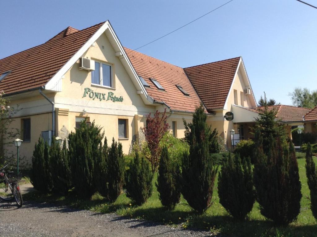 Fonix Fogado Hotel Lenti Buitenkant foto